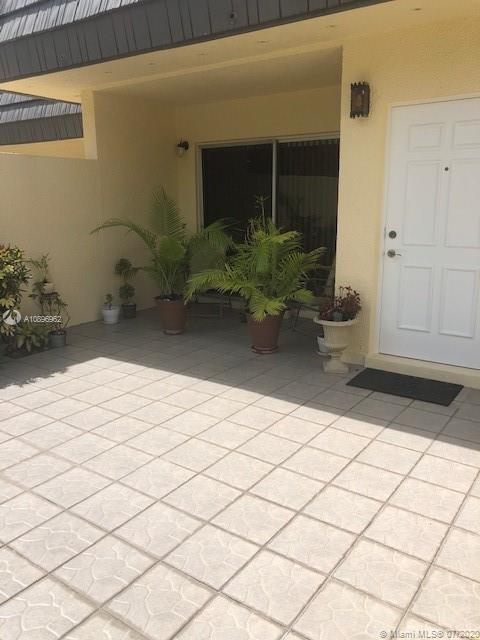 Miami, FL 33183,8493 SW 137th Ave #8493