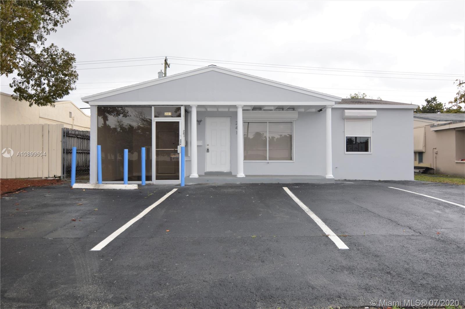 Oakland Park, FL 33334,241 E Commercial Blvd