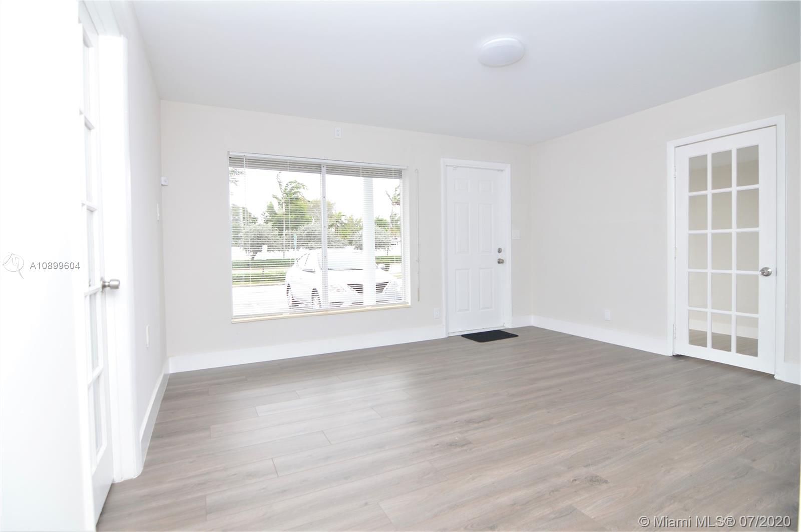 Oakland Park, FL 33334,241 E Commercial Blvd