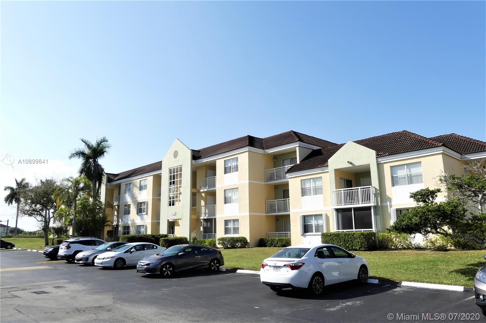 Cutler Bay, FL 33189,8520 SW 212th St #105