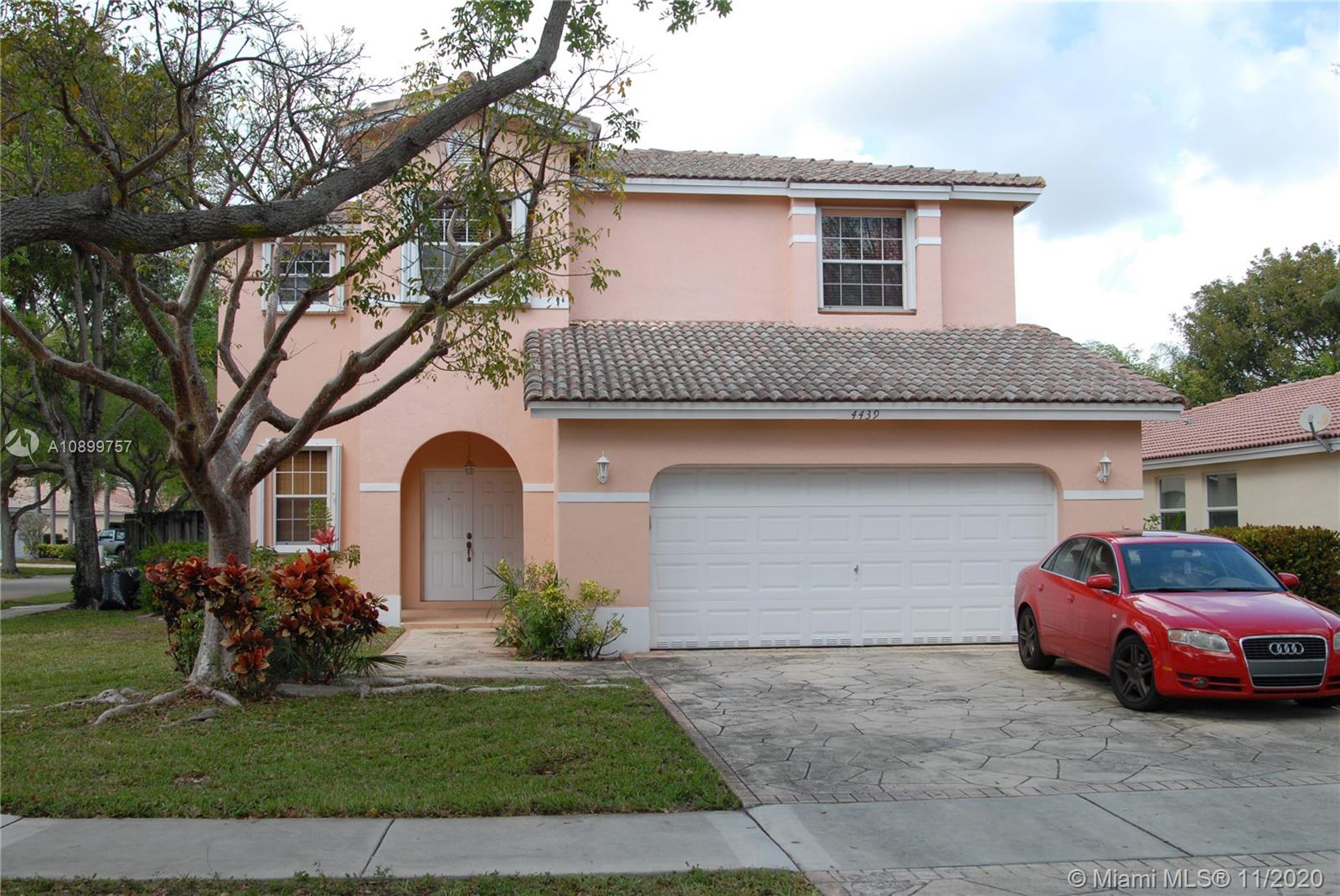 4439 NW 43rd St, Coconut Creek, FL 33073