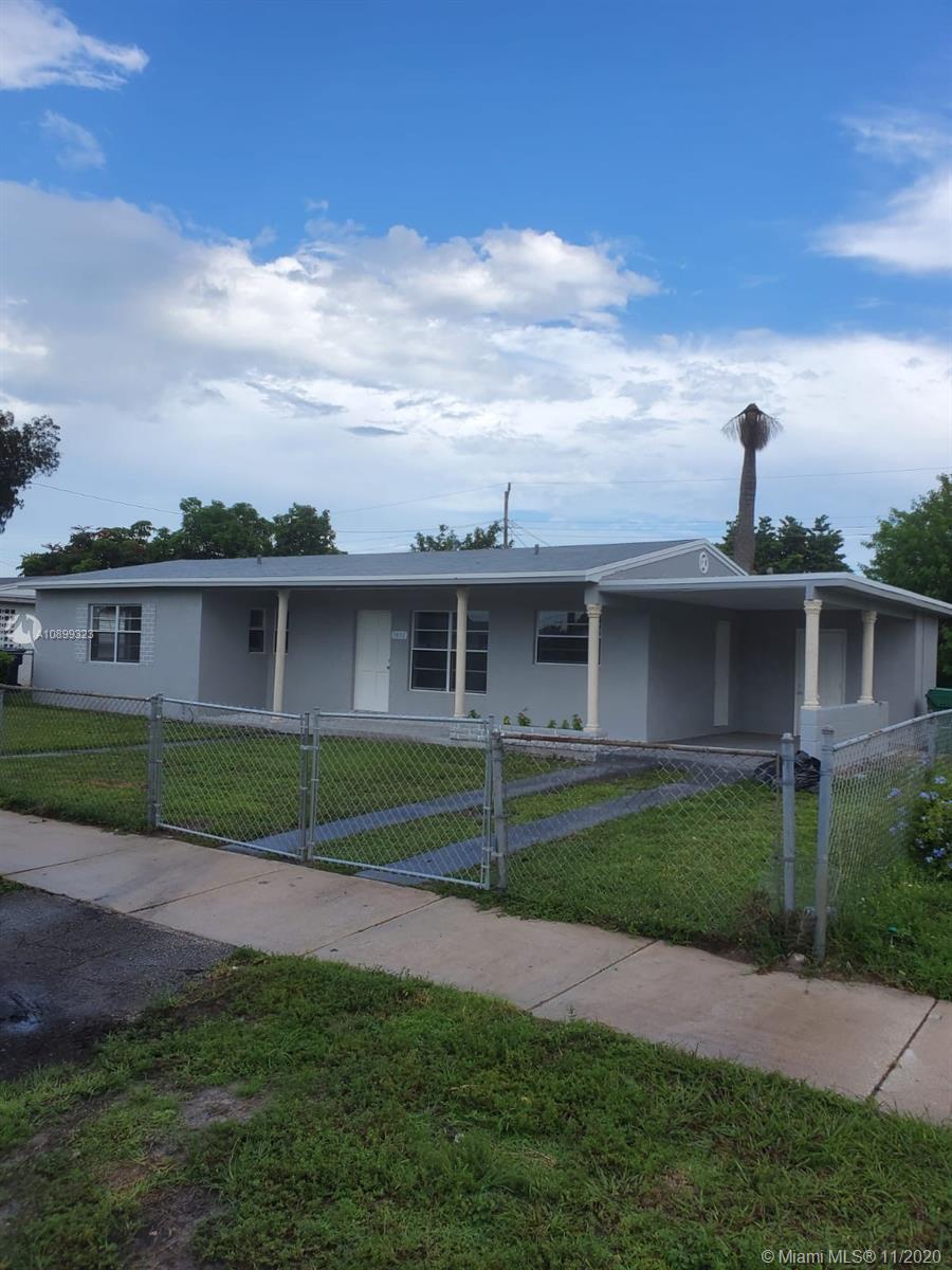 3032 NW 185th St, Miami Gardens, FL 33056