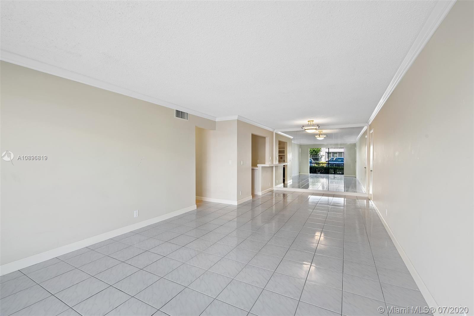 Fort Lauderdale, FL 33308,6347 Bay Club Dr #1