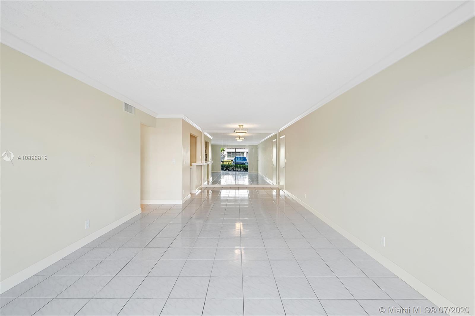 Fort Lauderdale, FL 33308,6347 Bay Club Dr #1