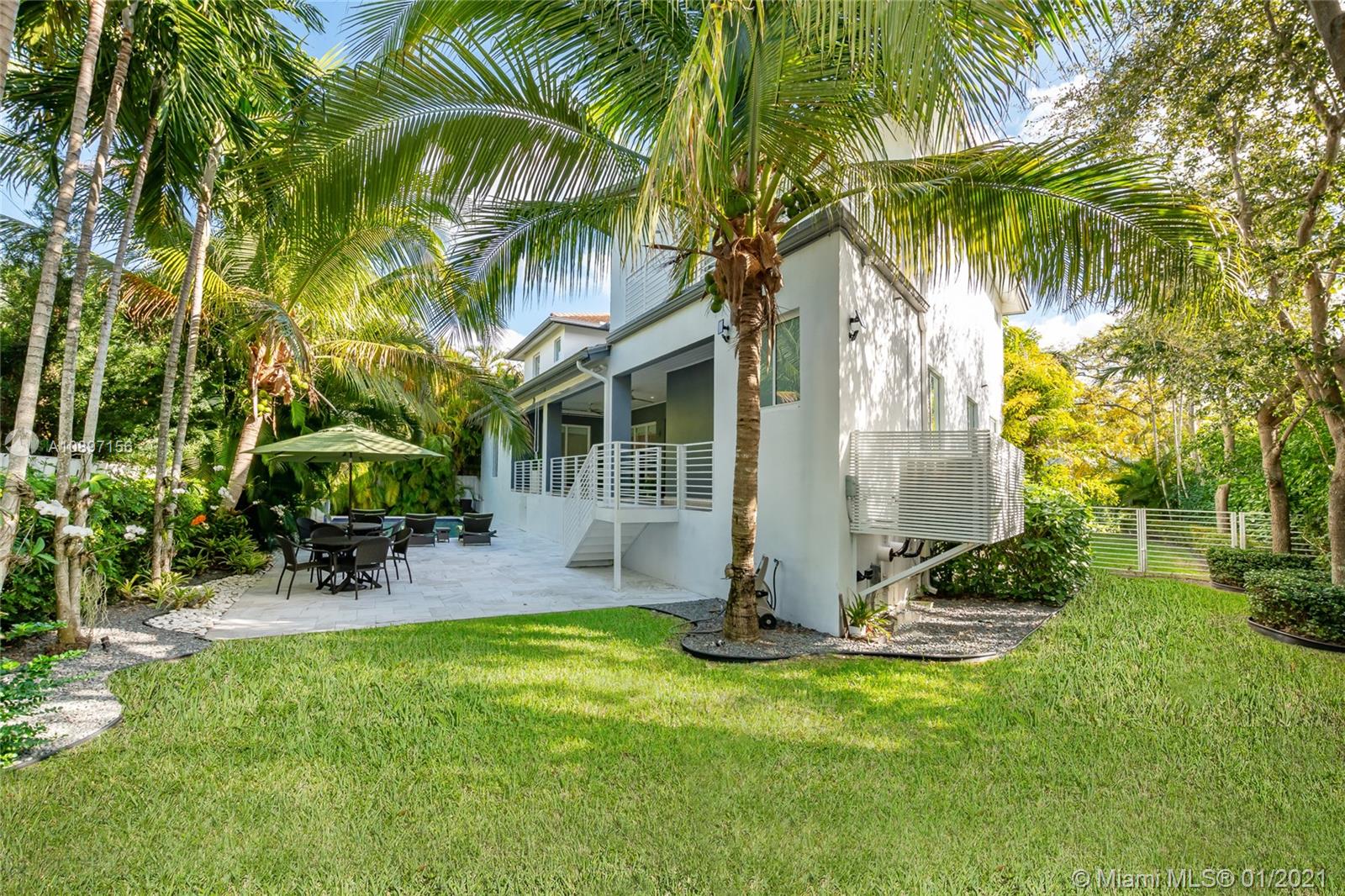 Key Biscayne, FL 33149,618 Curtiswood Dr