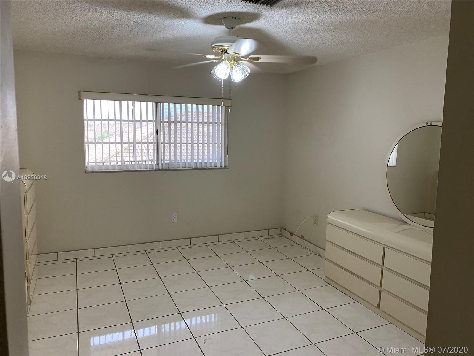 Hialeah Gardens, FL 33018,8851 NW 119th St #4413