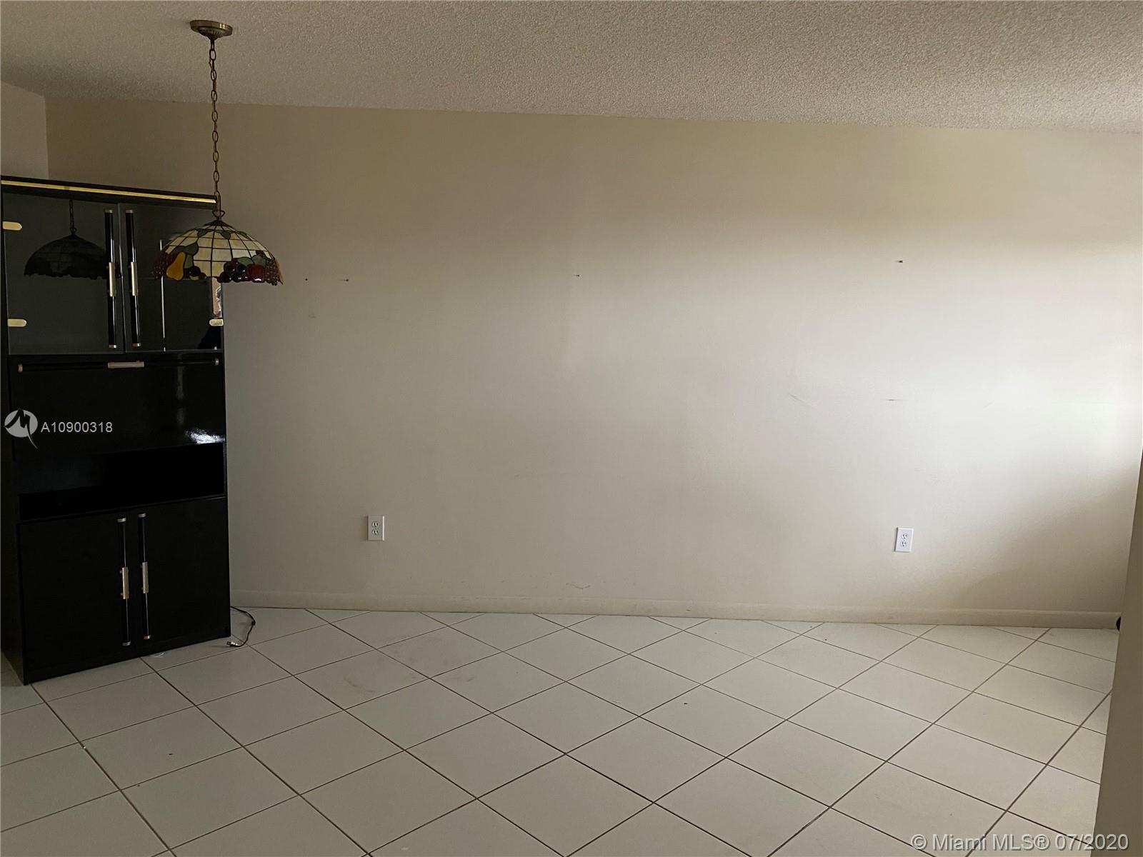 Hialeah Gardens, FL 33018,8851 NW 119th St #4413