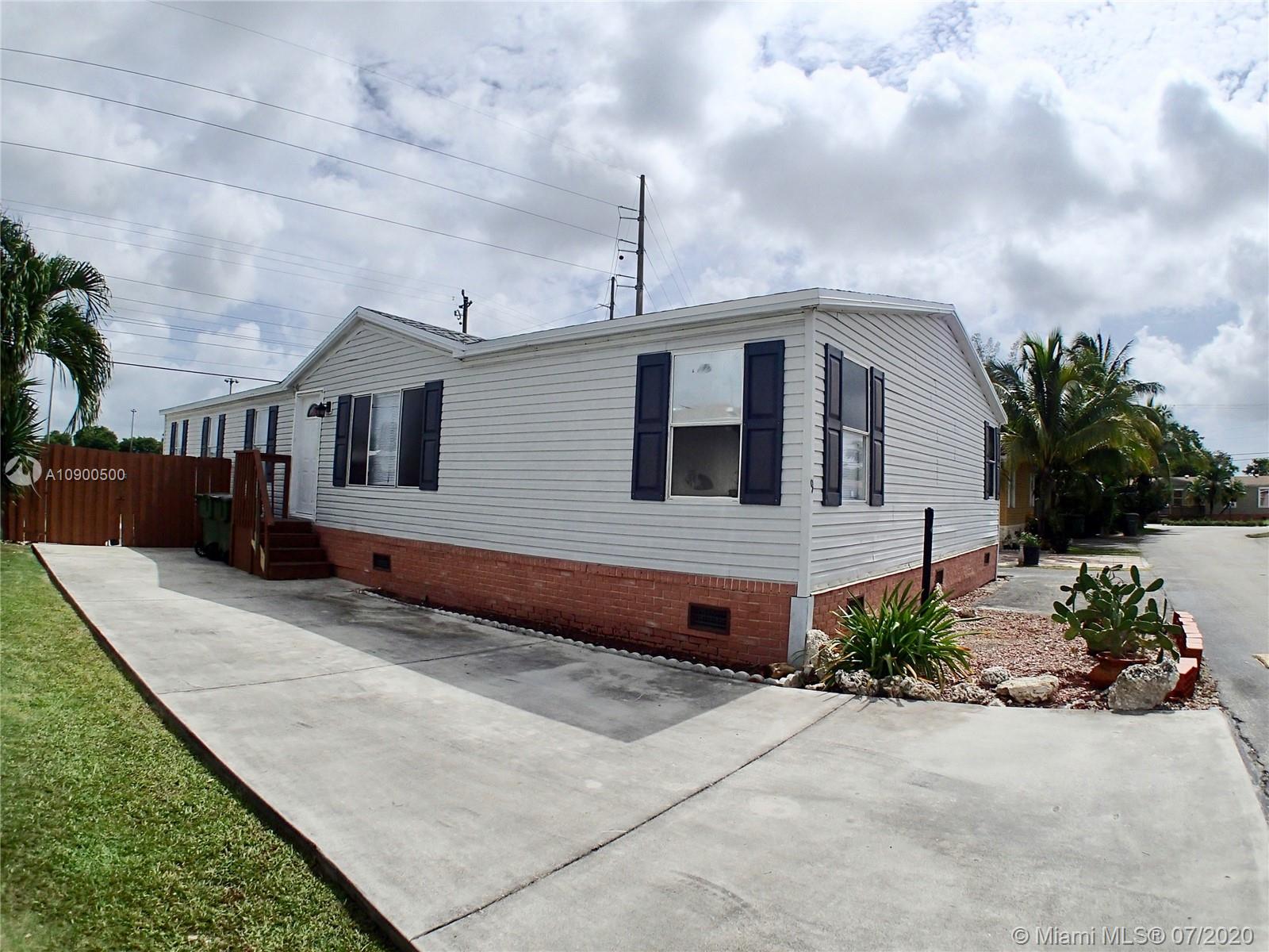 220 NE 12th Ave #9, Homestead, FL 33030