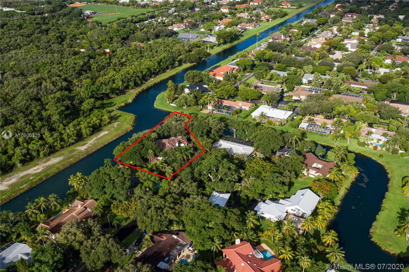 Palmetto Bay, FL 33157,7760 SW 173rd St