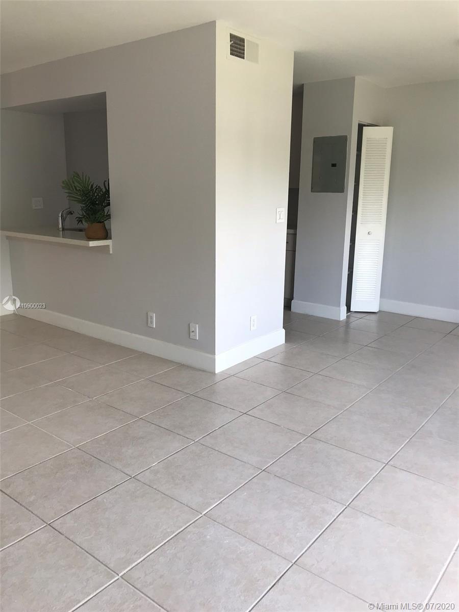 Pembroke Pines, FL 33025,433 SW 86th Ave #106