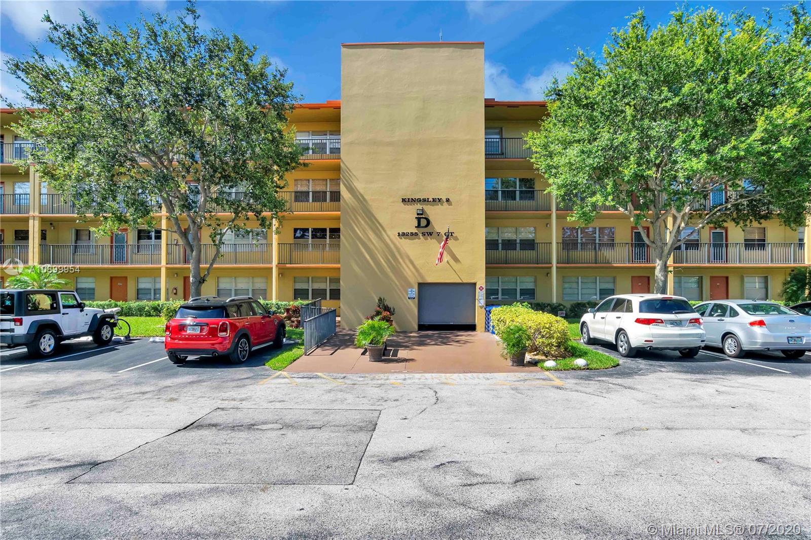 Pembroke Pines, FL 33027,13255 SW 7th Ct #406D