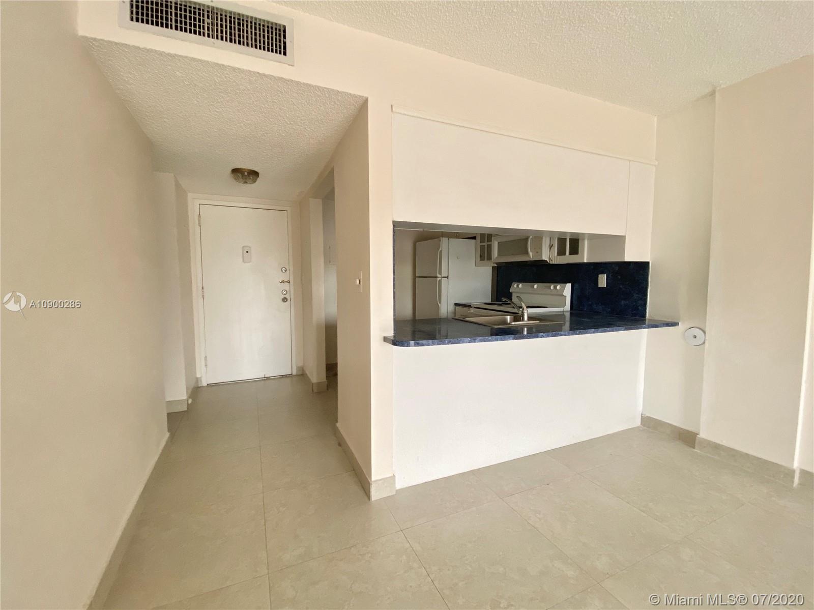 North Miami Beach, FL 33160,16465 NE 22nd Ave #106