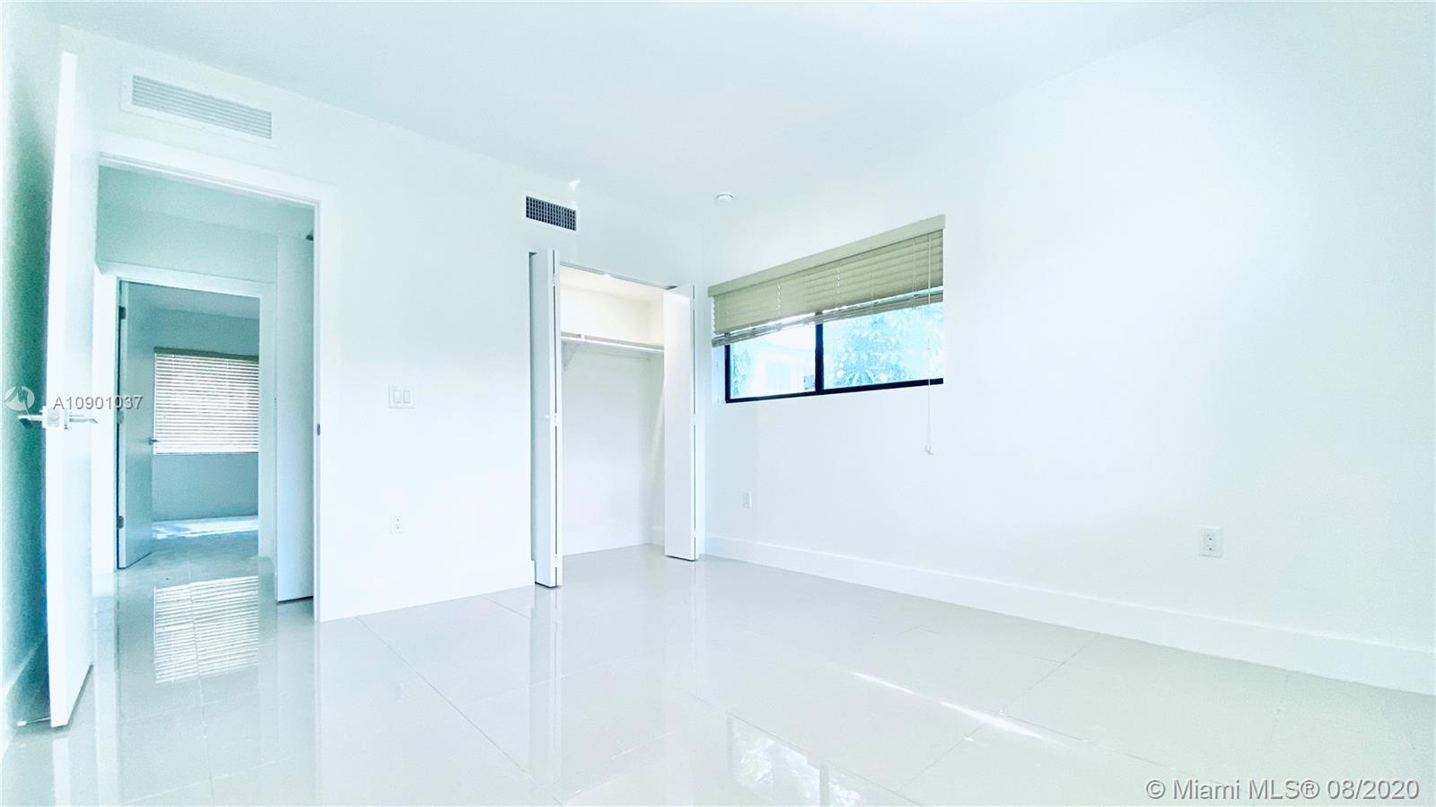 Miami Beach, FL 33141,1765 Normandy Dr