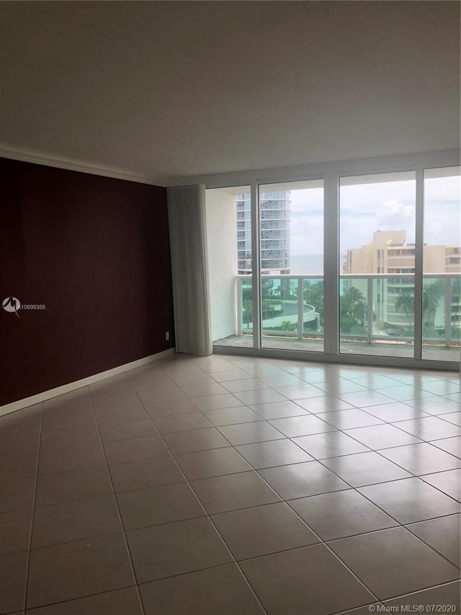 Sunny Isles Beach, FL 33160,100 Bayview Dr #909