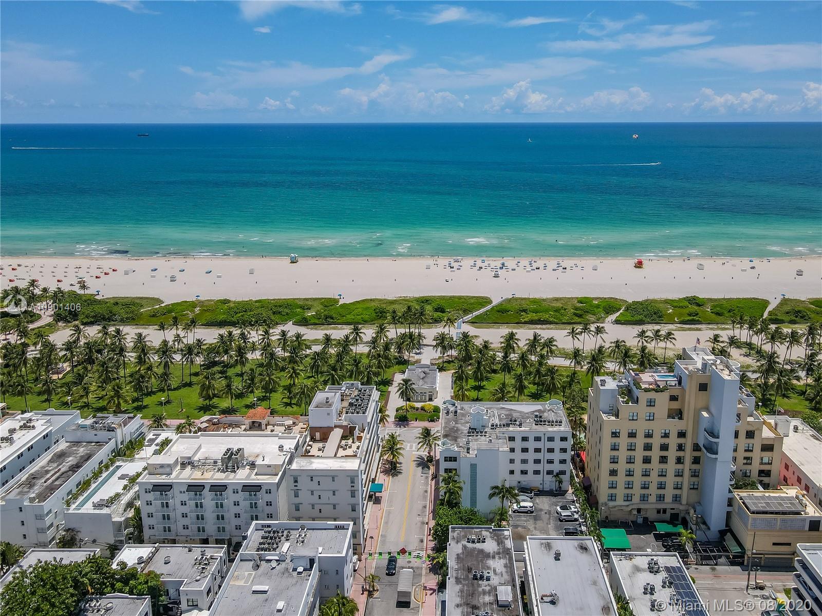 Miami Beach, FL 33139,1390 Ocean Dr #404