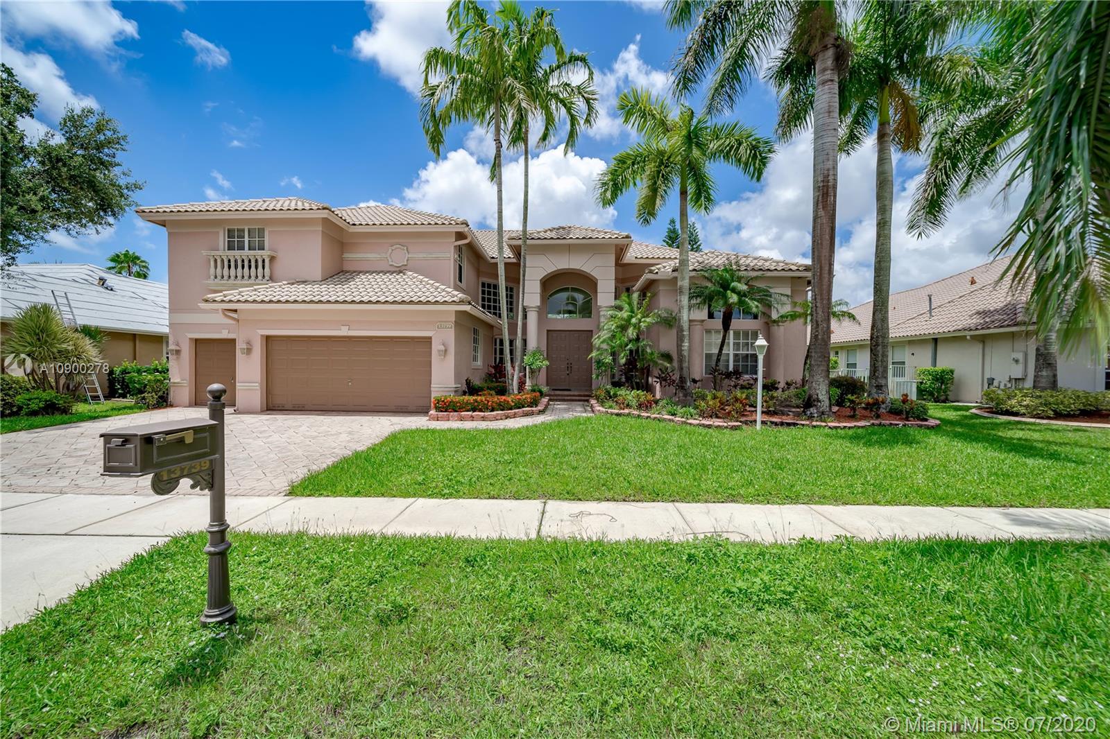 13739 NW 18th Ct, Pembroke Pines, FL 33028