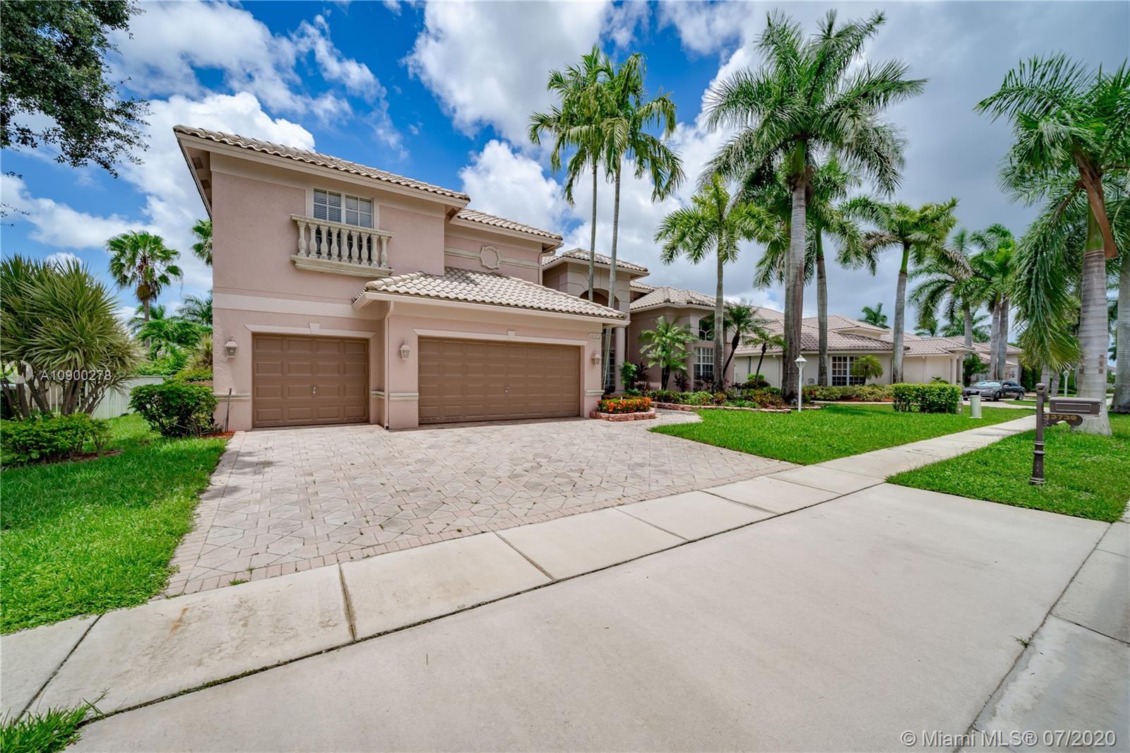 Pembroke Pines, FL 33028,13739 NW 18th Ct