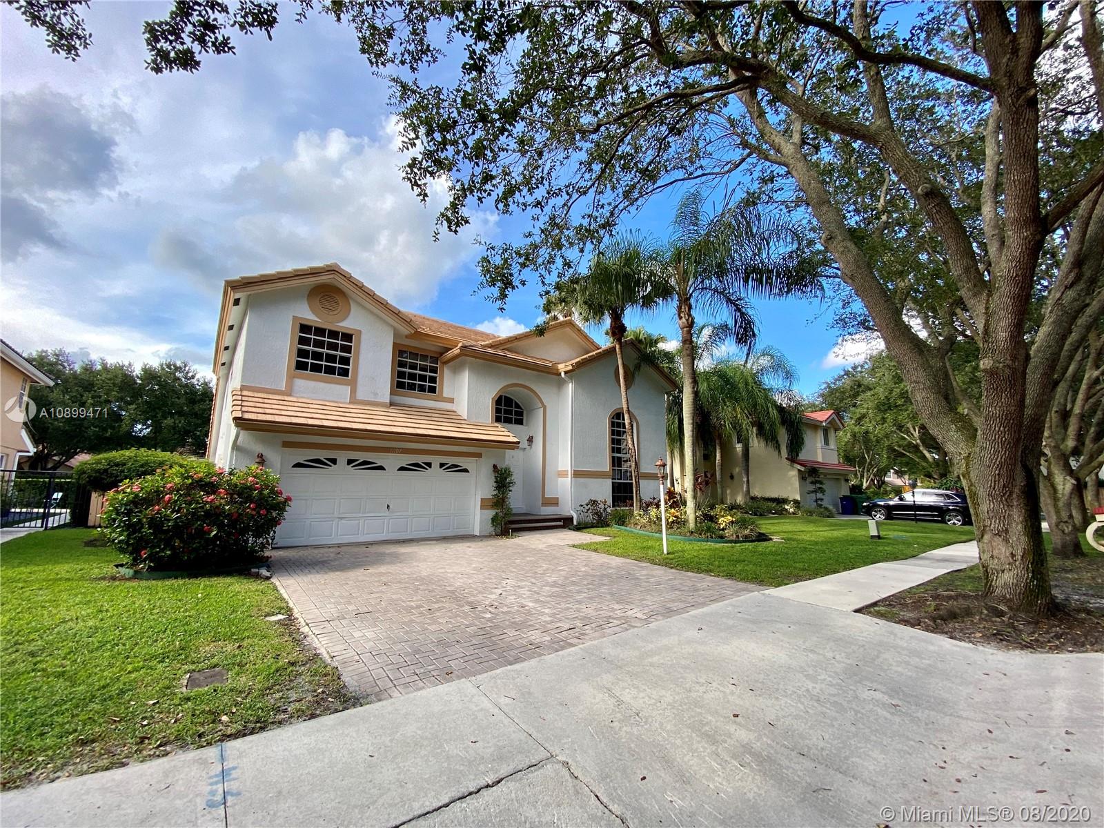 11107 Des Moines Ct, Cooper City, FL 33026