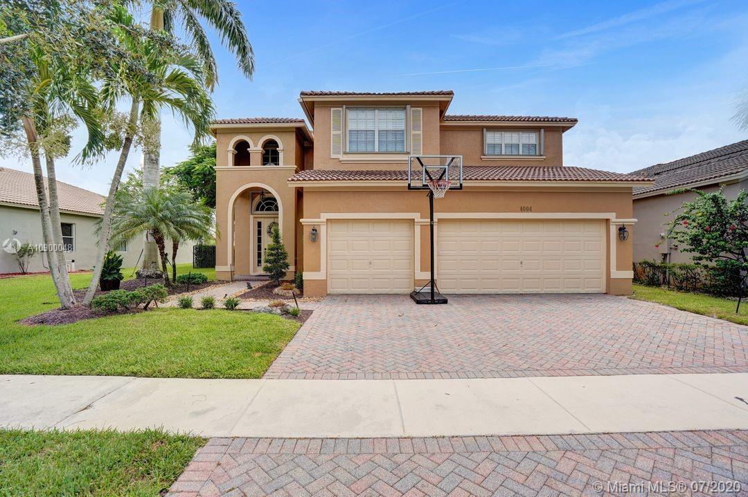 4004 W Whitewater Ave, Weston, FL 33332