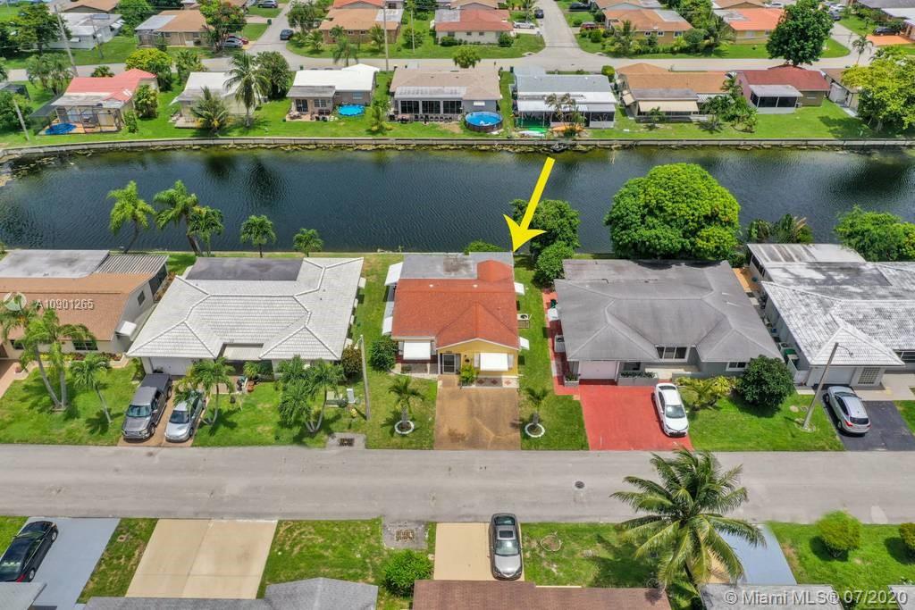 7303 NW 60th St, Tamarac, FL 33321