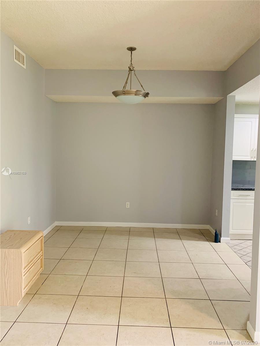 Weston, FL 33326,16346 Malibu Dr #31