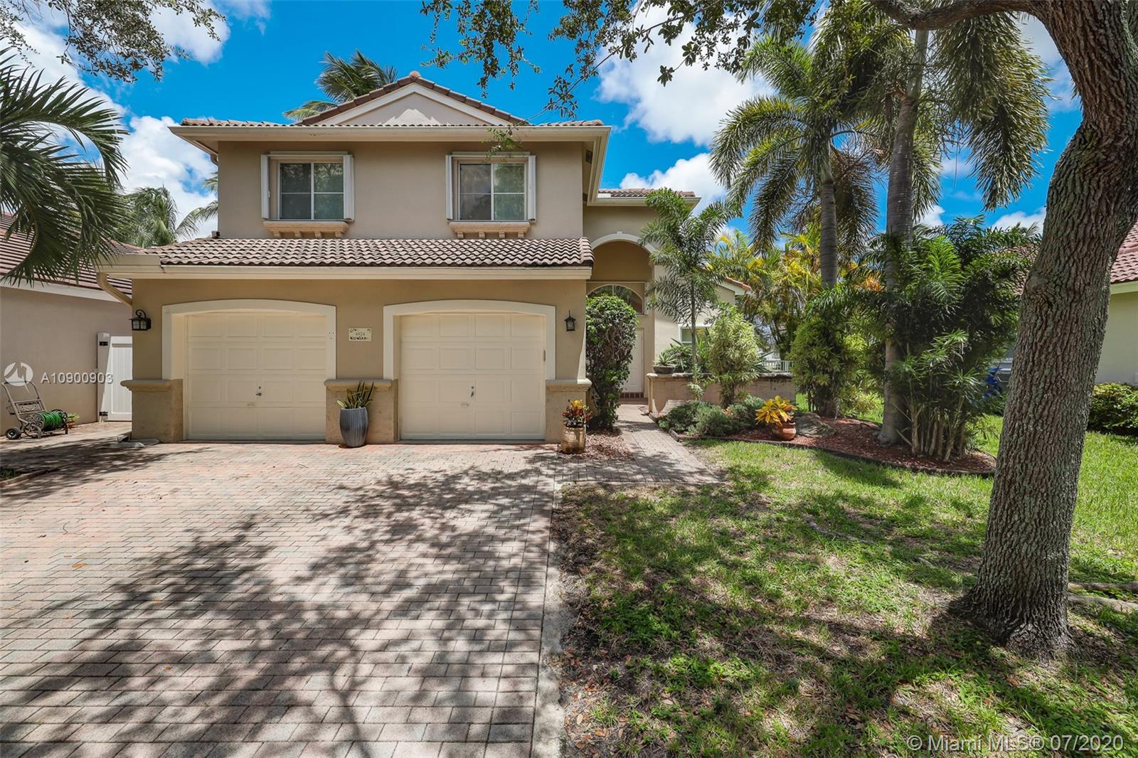 4924 SW 34th Ter, Hollywood, FL 33312