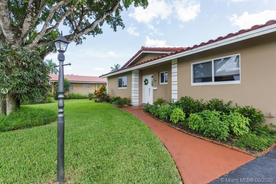 7254 E Tropical Way, Plantation, FL 33317