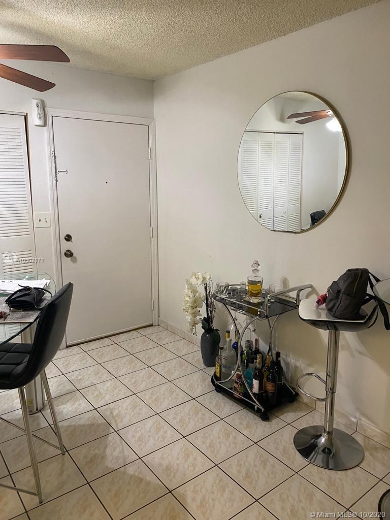 Miami, FL 33172,680 W Park Dr #3-201