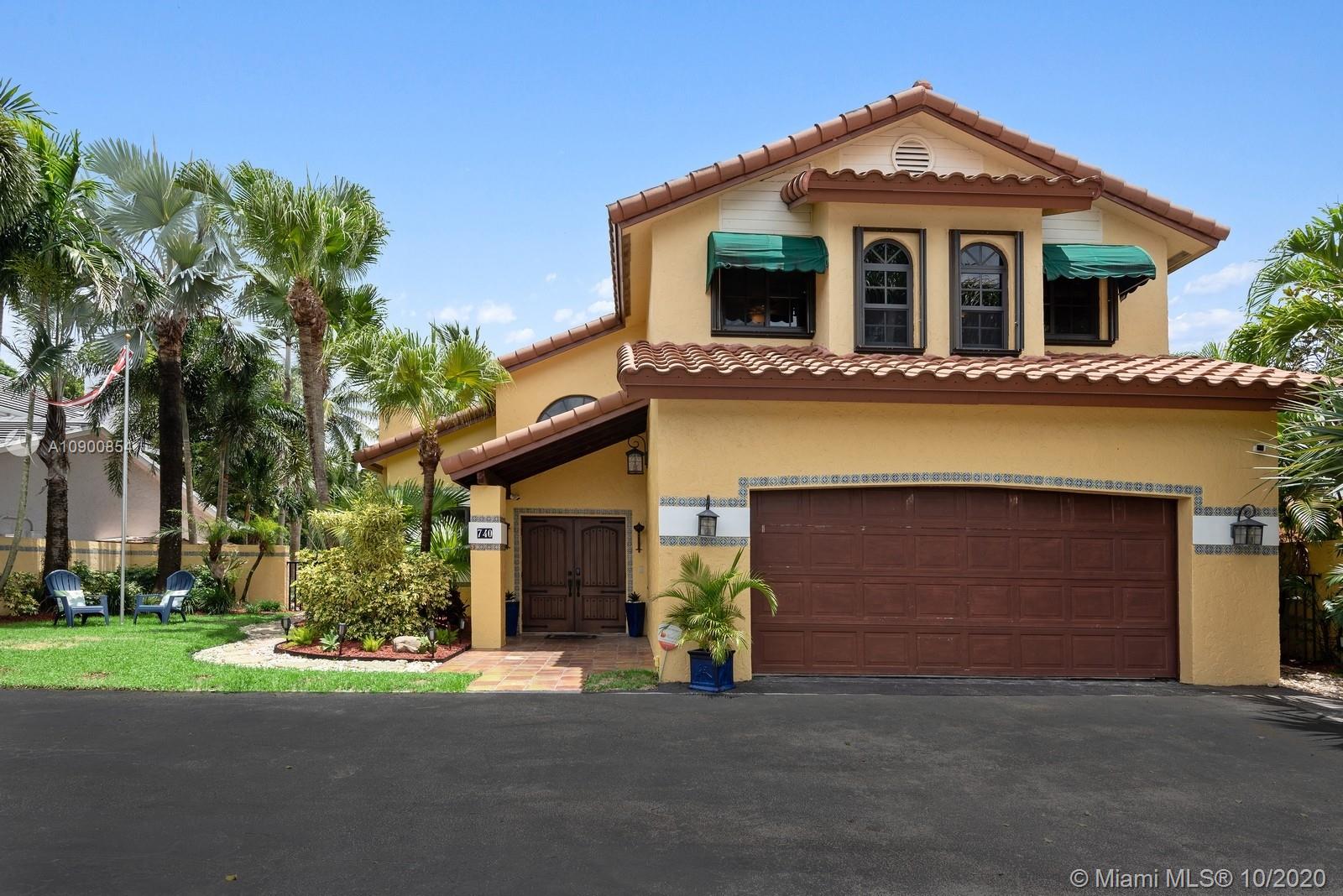740 Mockingbird Ln, Plantation, FL 33324