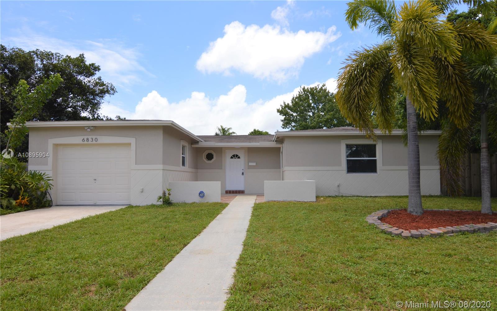 6830 SW 8th Ct, North Lauderdale, FL 33068