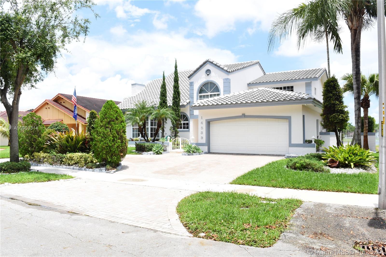 Miami Lakes, FL 33016,14539 Glencairn Rd