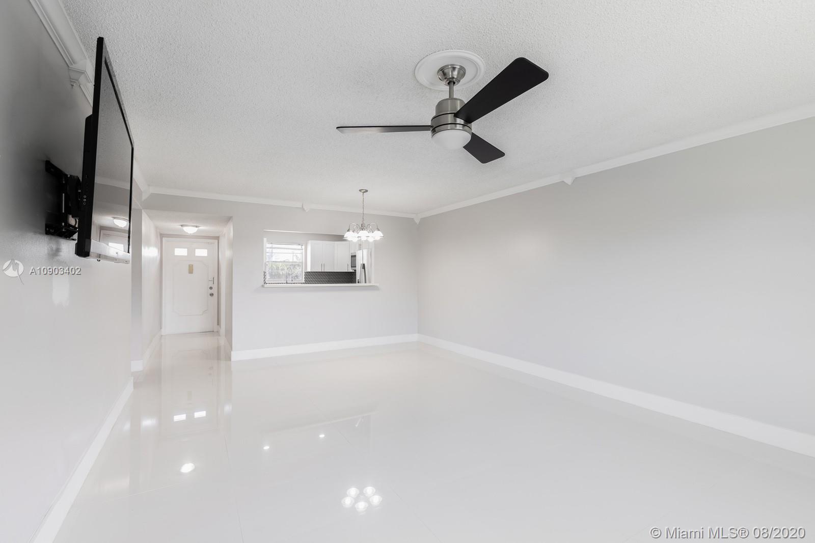 Dania Beach, FL 33314,5170 SW 40th Ave #27E