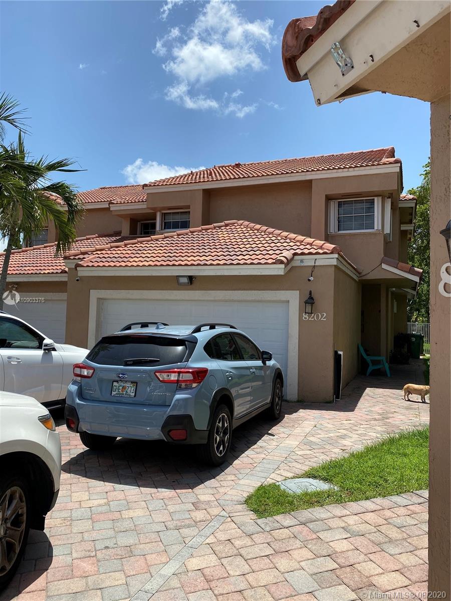 8202 NW 191st Ln #20R, Hialeah, FL 33015