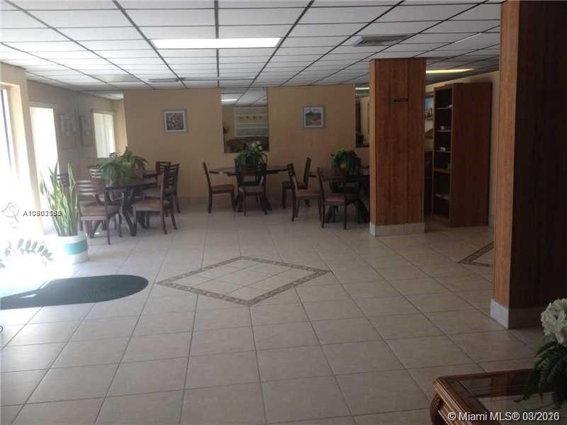 Hallandale Beach, FL 33009,2200 E Hallandale Beach Blvd #501