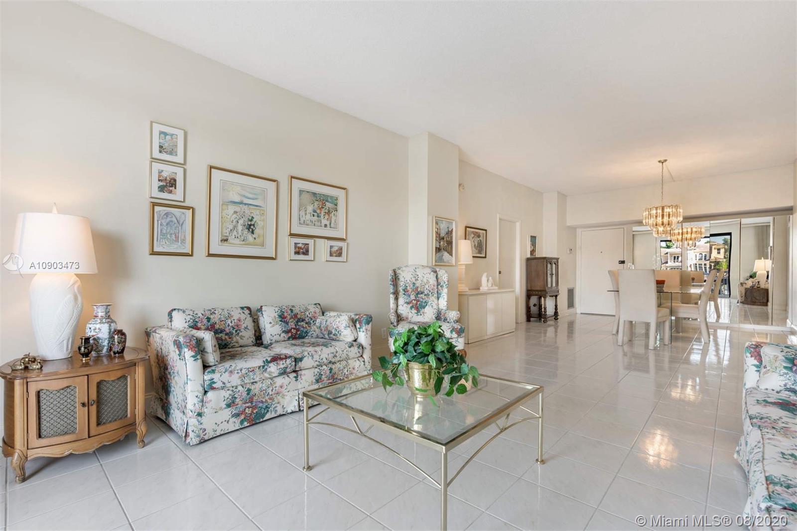 Hollywood, FL 33019,1500 S Ocean Dr #1E