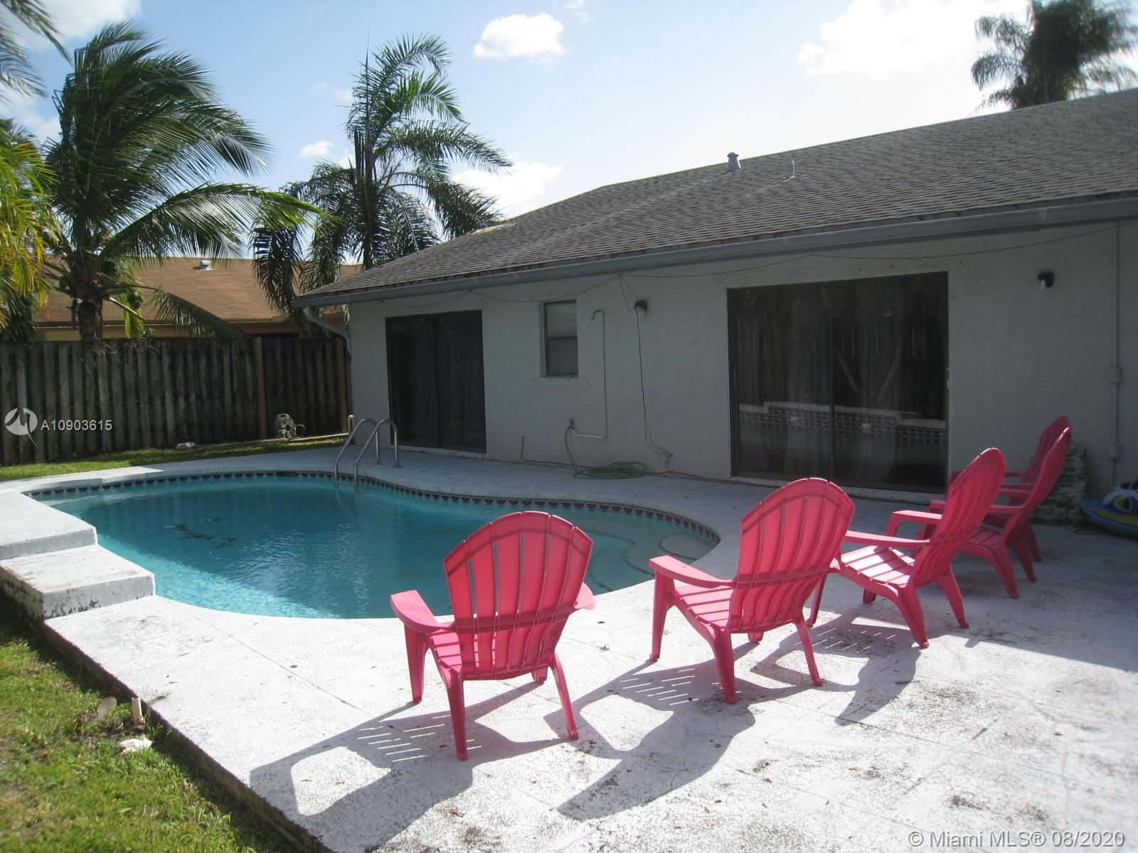 4356 NW 103rd Ave, Sunrise, FL 33351