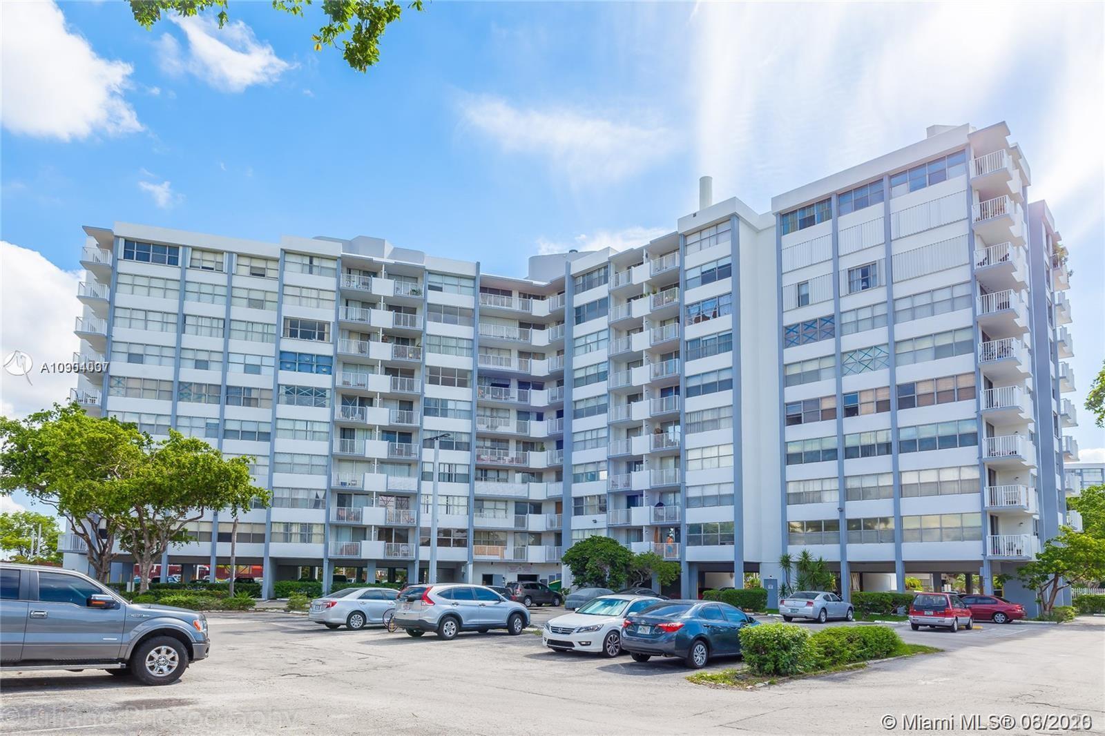 1200 NE Miami Gardens Dr #302W, Miami, FL 33179