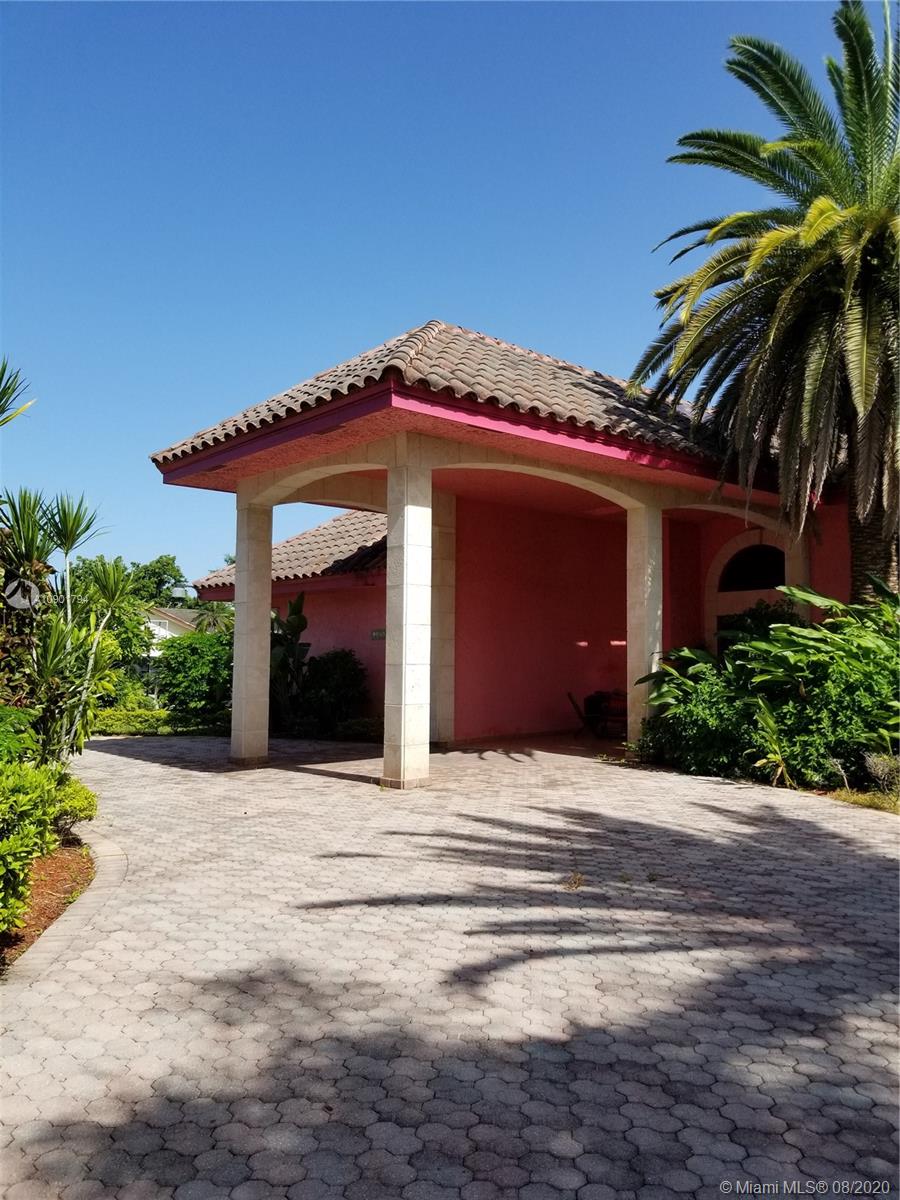Miami, FL 33176,10381 SW 141st St