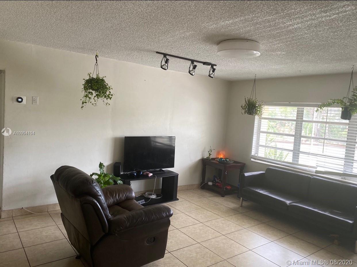 Miami, FL 33155,5275 SW 77th Ct #212H