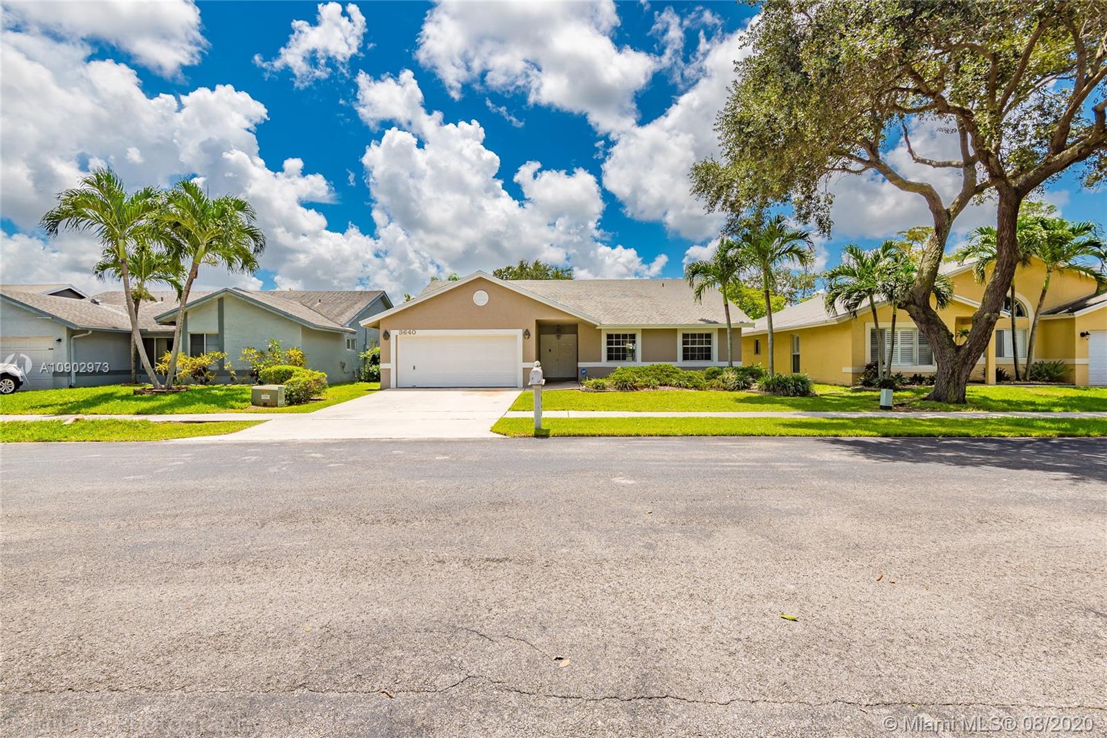 3640 NW 58th St, Coconut Creek, FL 33073