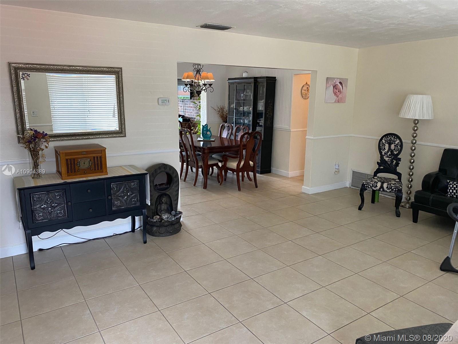 Pembroke Pines, FL 33026,10640 NW 21st Ct