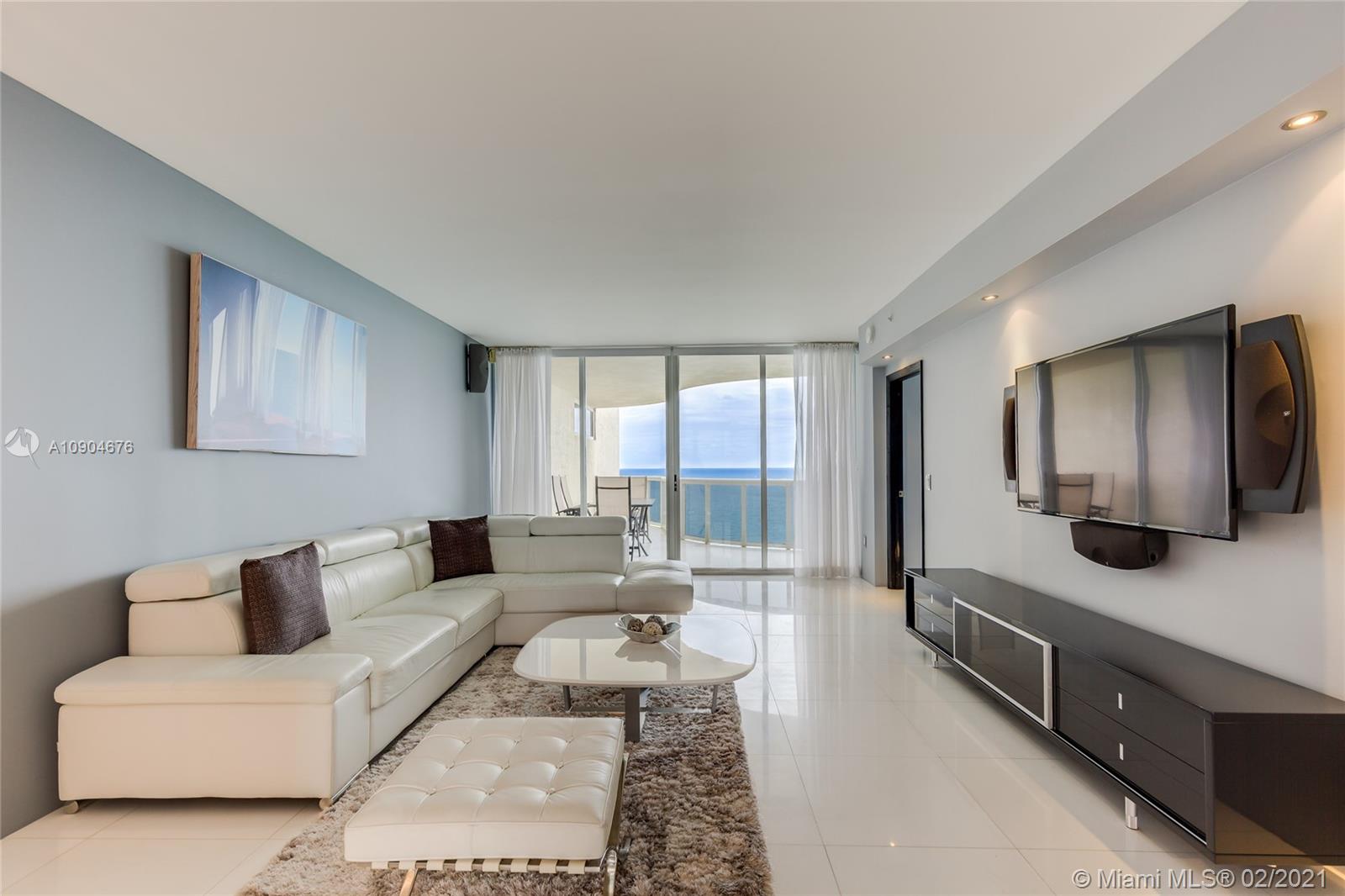 Sunny Isles Beach, FL 33160,17555 Collins Ave #2702