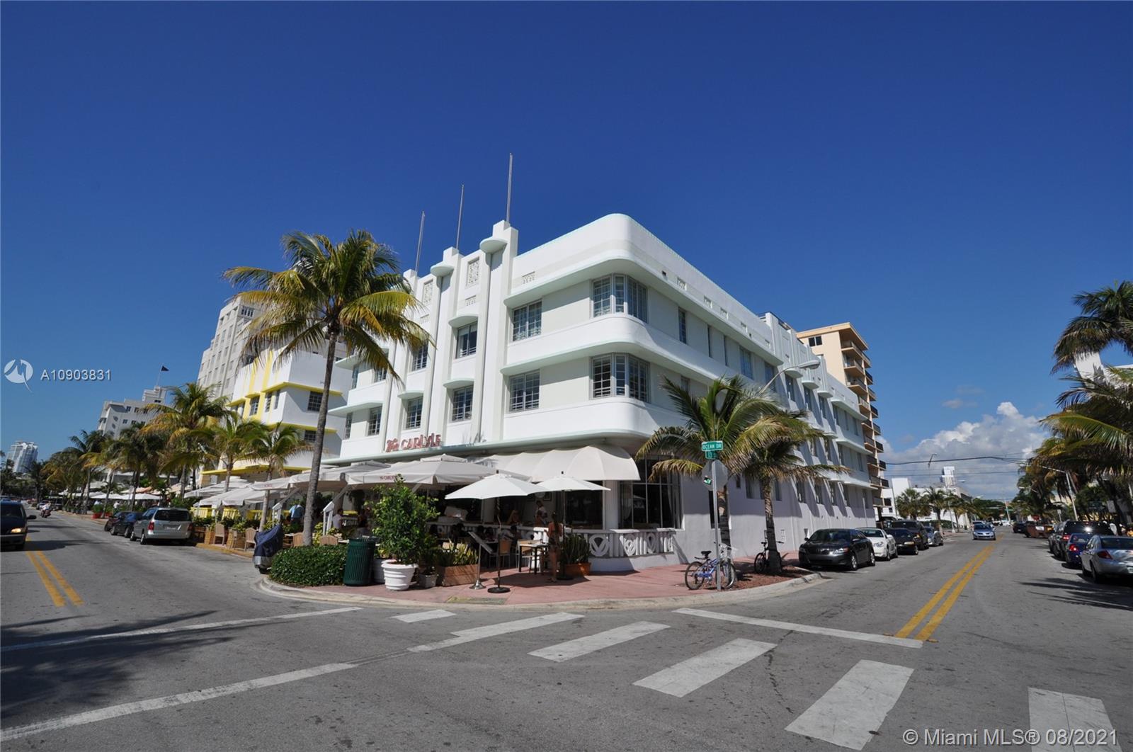 Photo 1 of The Carlyle Deco Hotel Co Apt 4B in Miami Beach - MLS A10903831