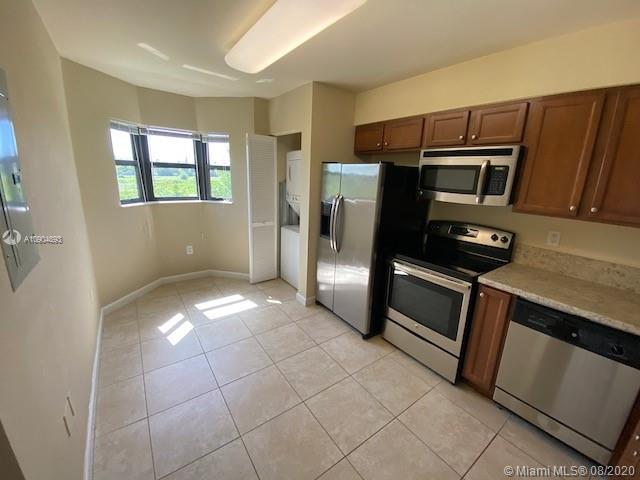 Cutler Bay, FL 33190,22541 SW 88th Pl #204-6