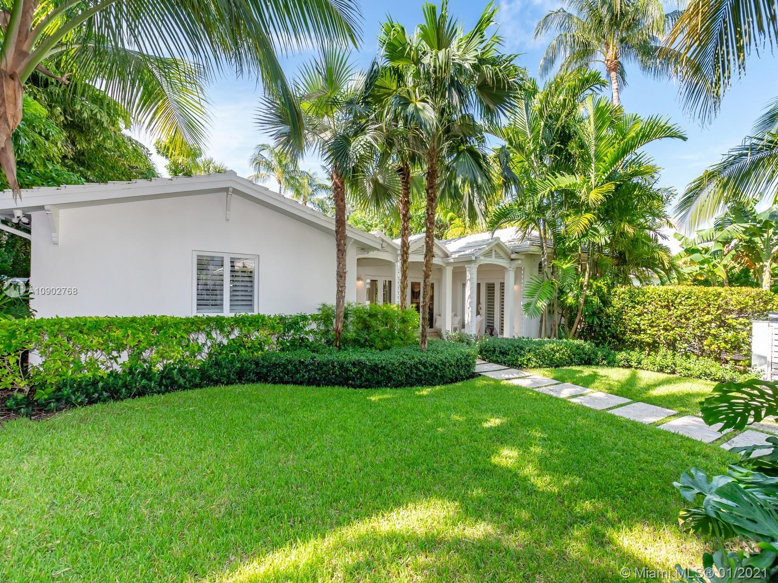 Key Biscayne, FL 33149,310 W Enid Dr