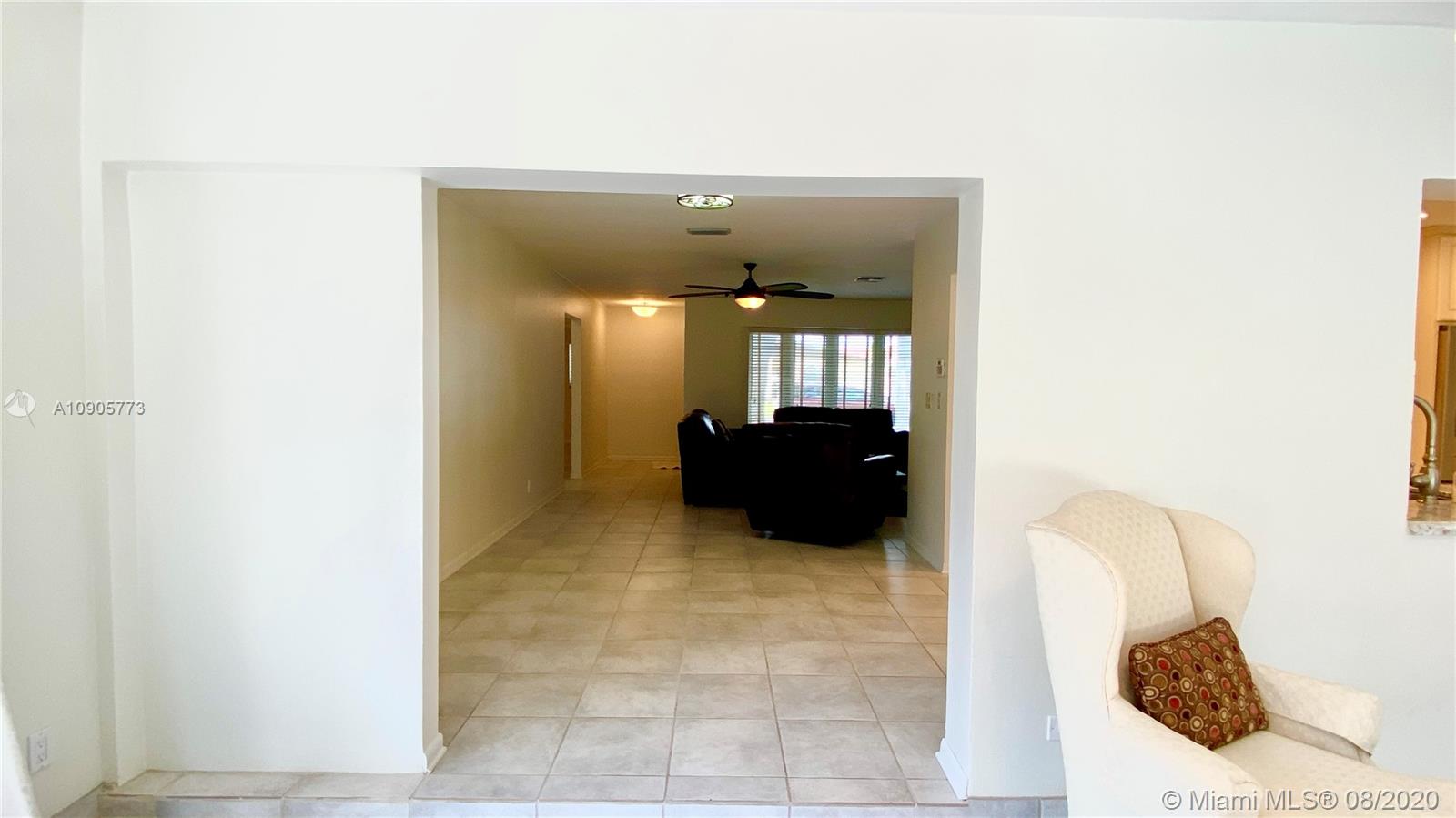223 SE 7th St