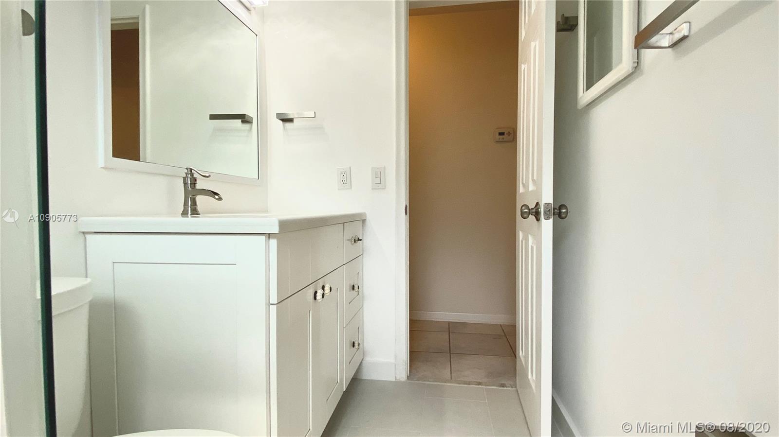 223 SE 7th St
