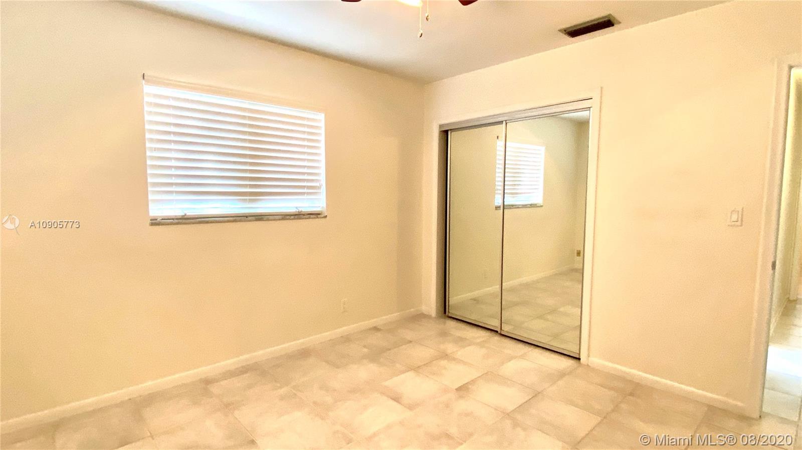 223 SE 7th St