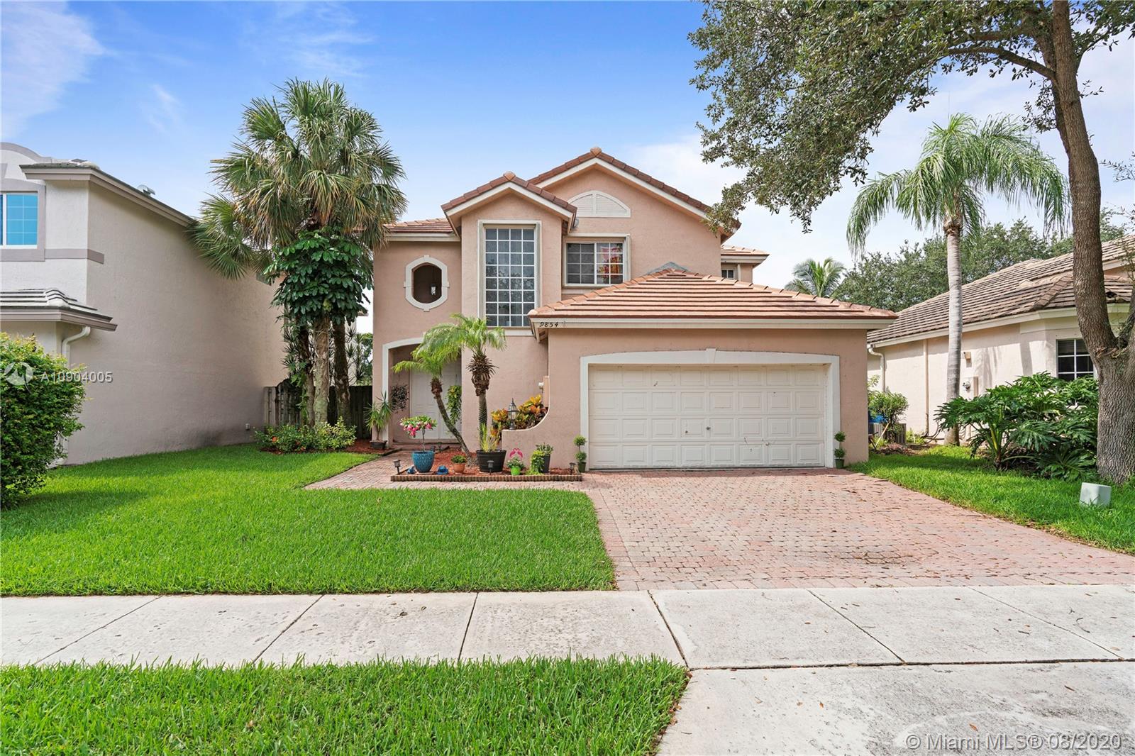 9854 NW 18th St, Pembroke Pines, FL 33024