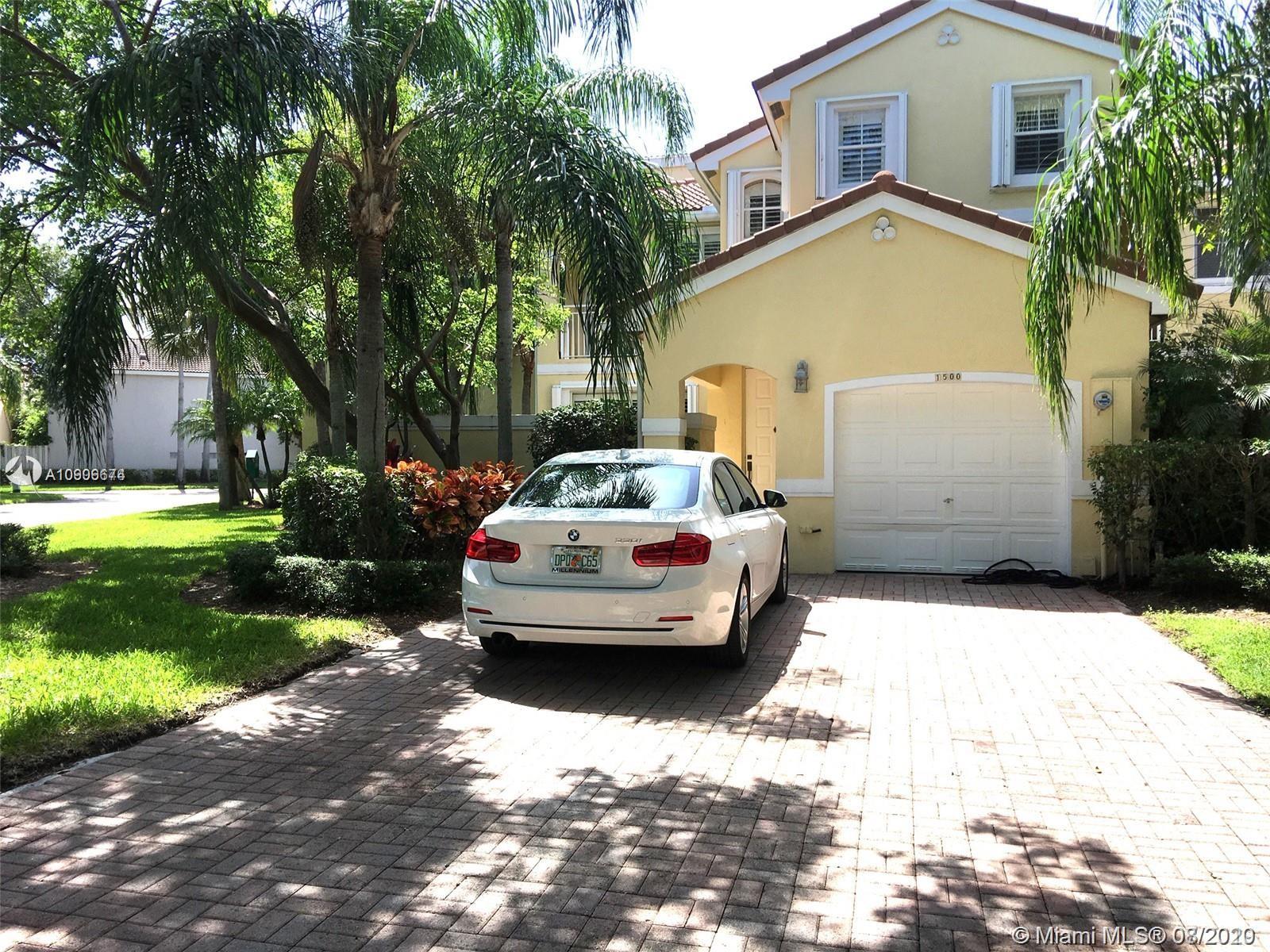 Hollywood, FL 33019,1500 Weeping Willow Way